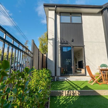 Appartamento King Bed On Hagley Park Corner In The Cbd Christchurch Esterno foto