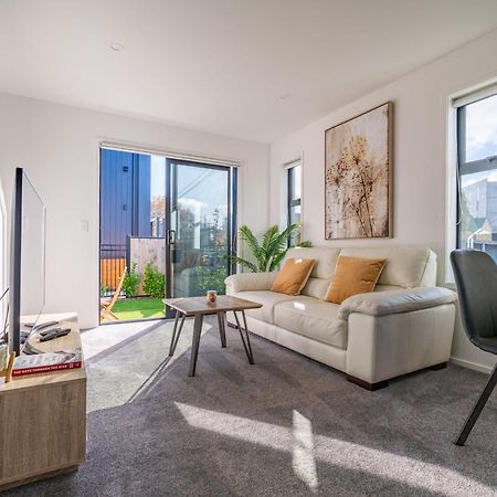 Appartamento King Bed On Hagley Park Corner In The Cbd Christchurch Esterno foto