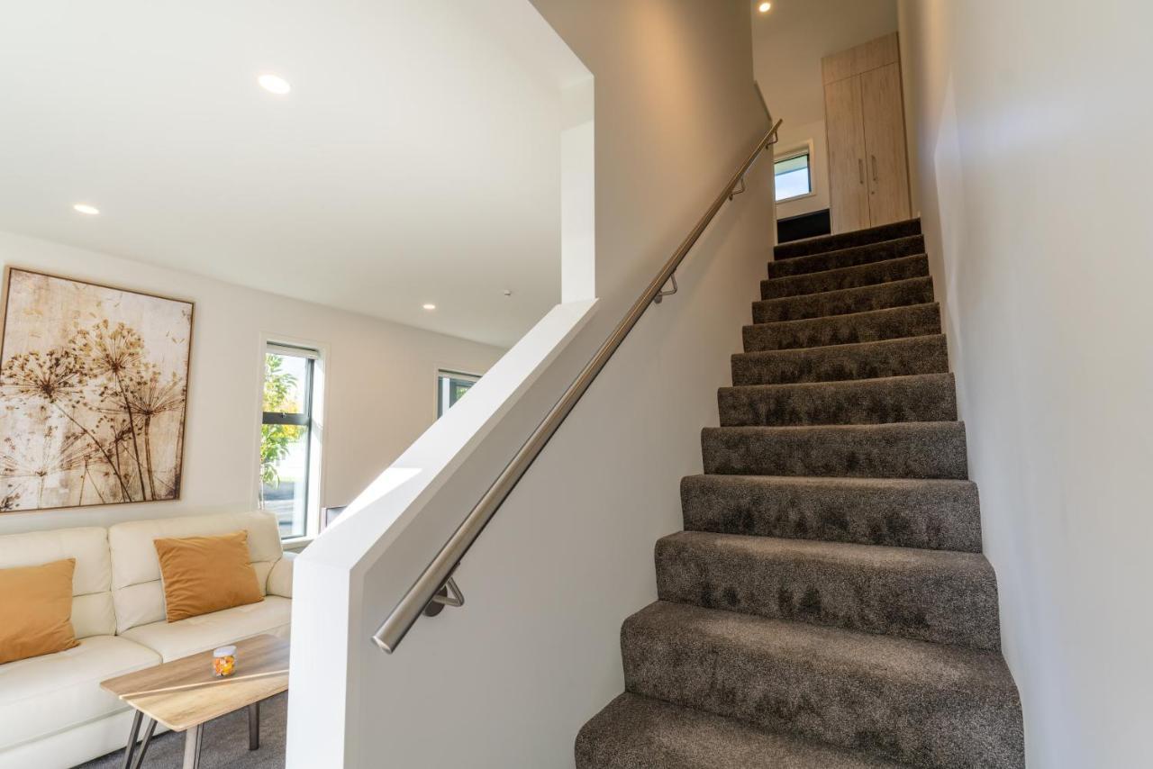 Appartamento King Bed On Hagley Park Corner In The Cbd Christchurch Esterno foto